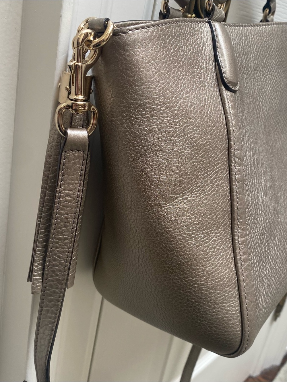 Gucci Metallic Pewter Soho Cellarius Leather Tote Bag Crossbody - Picture 5 of 12